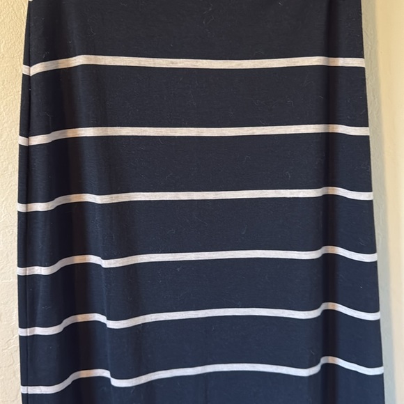 Ambiance Apparel Women’s Knit Striped Black and Tan Long Skirt size Large - Picture 3 of 6